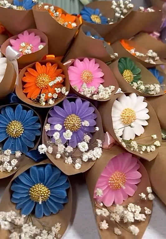 Daisy toppers on skewers