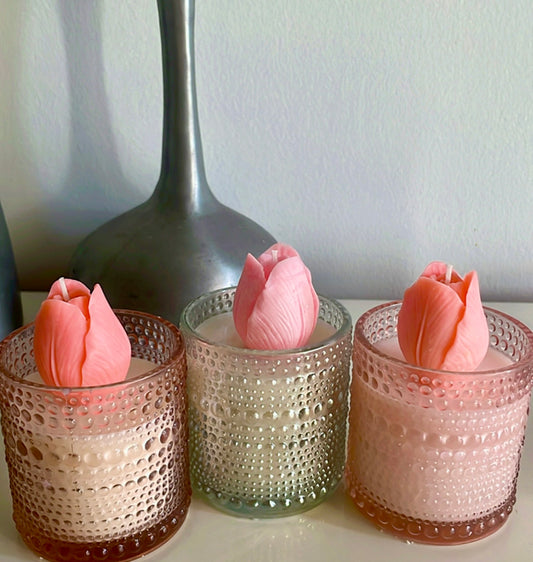 Tulip topper in 4oz jar